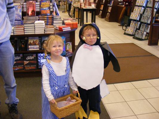Sarah and Dorothy and Noah as Penguin.