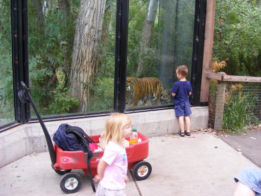 Sarah, Noah, and the tiger.