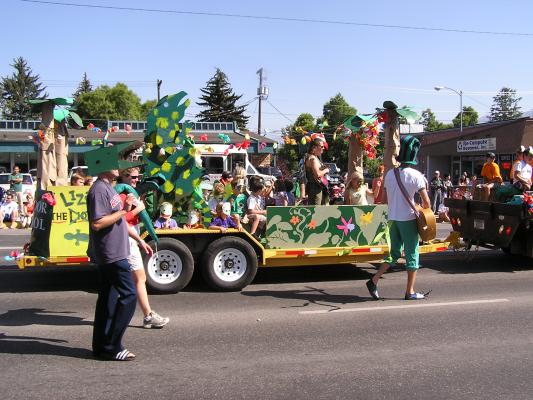 Sweet Pea Festival Parade.