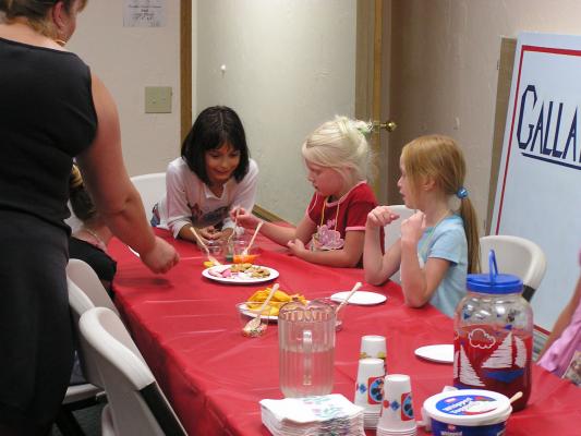Snacktime at VBS!