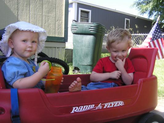 Sarah and Noah in the wagon