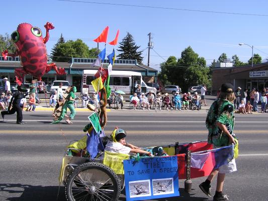 This cart crossed Tibet to save a species
Sweet Pea Festival Parade.