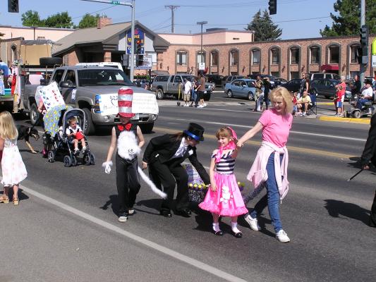 Cat in the Hat.
Sweet Pea Festival Parade.